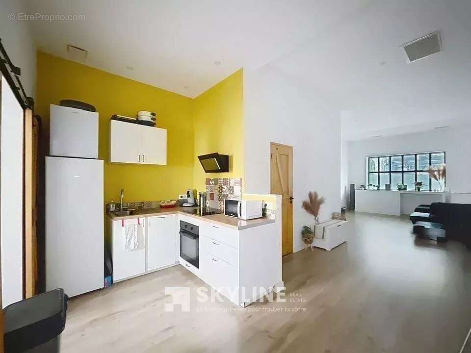 Appartement à MARSEILLE-1E