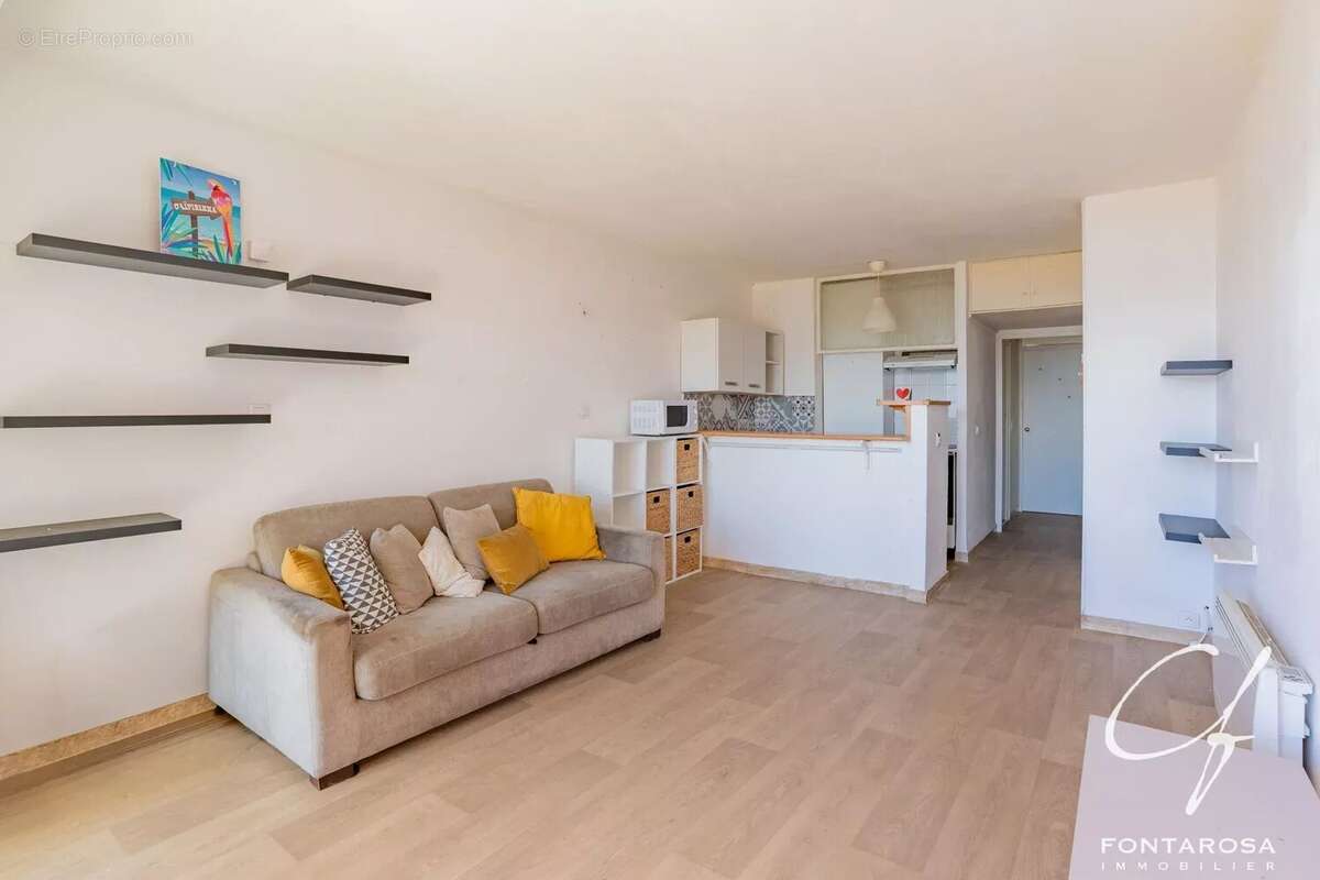 Appartement à FREJUS