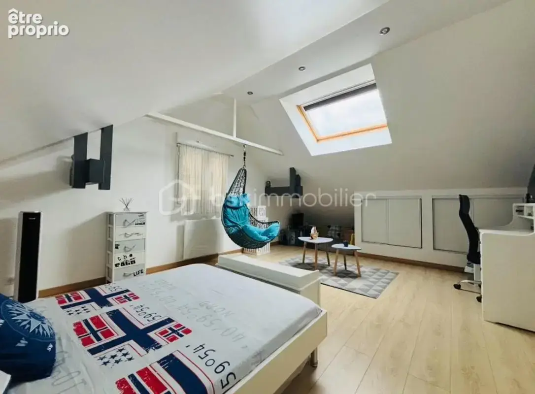 Coup de cœur immobilier  grand t4 neuf issu d’une réhabilitation avec piscine au viviers-du-lac (185m² au sol) - photo 7