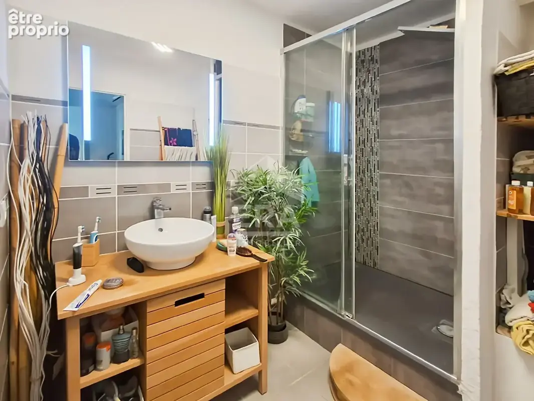 Appartement 79m² à la fare-les-oliviers - photo 8
