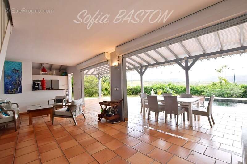 Maison à SAINTE-LUCE