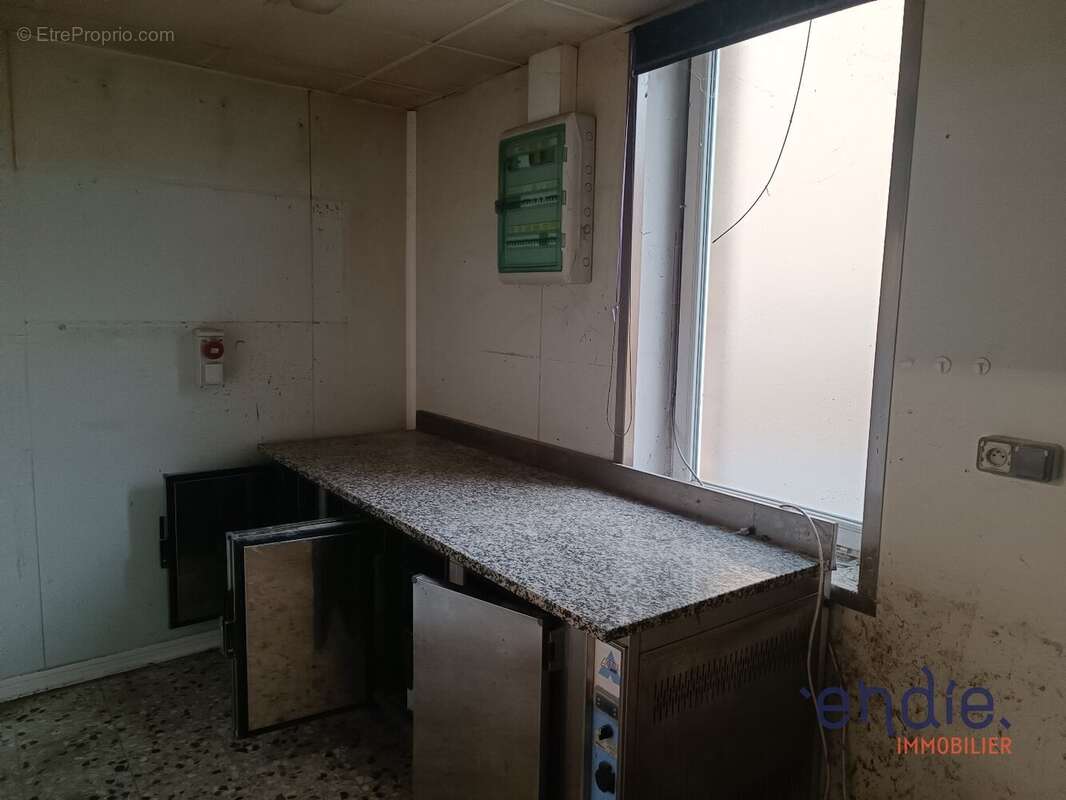 Commerce à COSNE-D&#039;ALLIER