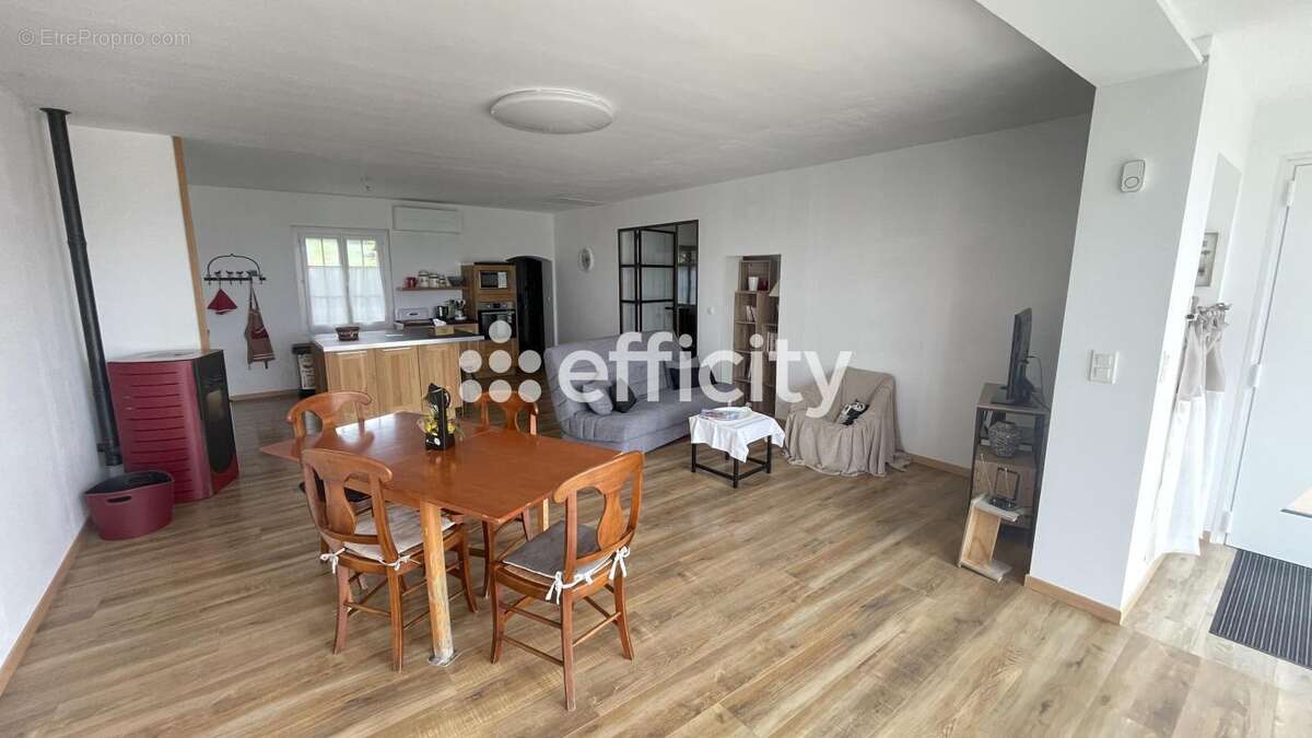 Maison 110 m² à Gargas  - photo 12