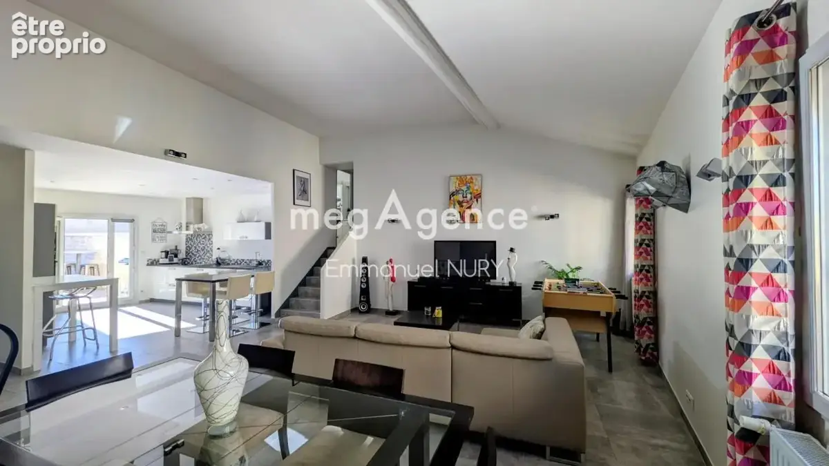 Maison de village 120m² - terrasse 33m² - garage & atelier 115m² - photo 2