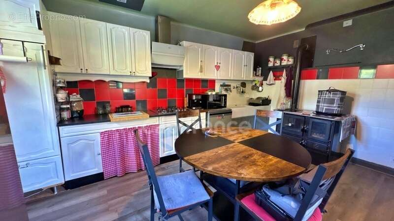 Maison à vendre 5 pièces  (73), Grange, Garages, Individuelle, sans vis à vis - photo 4
