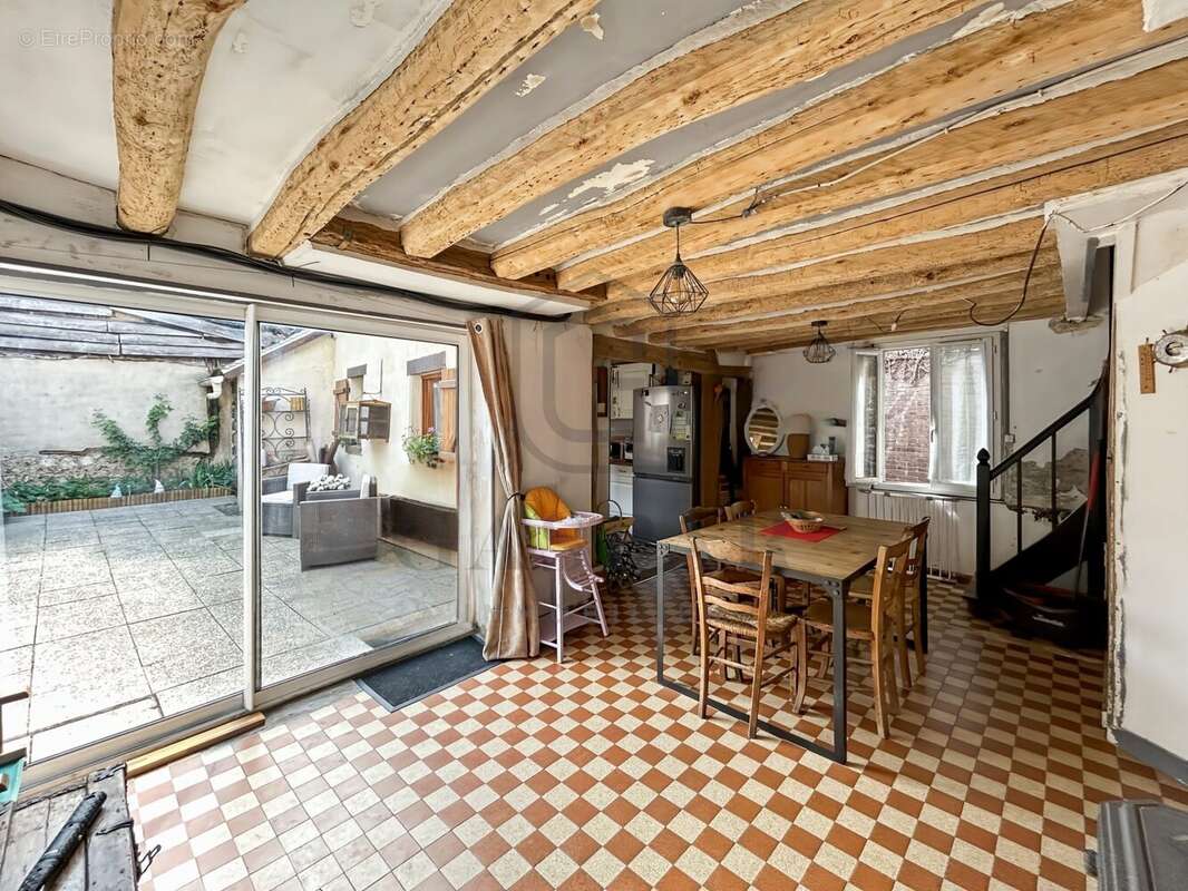 Maison à LA NEUVE-LYRE