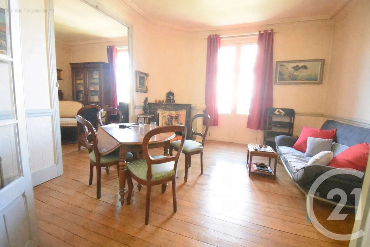 Appartement à VICHY
