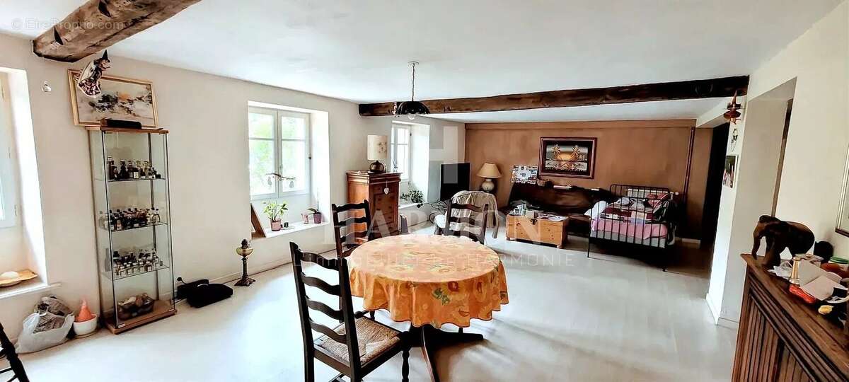 Appartement à L&#039;HOPITAL-SAINT-BLAISE