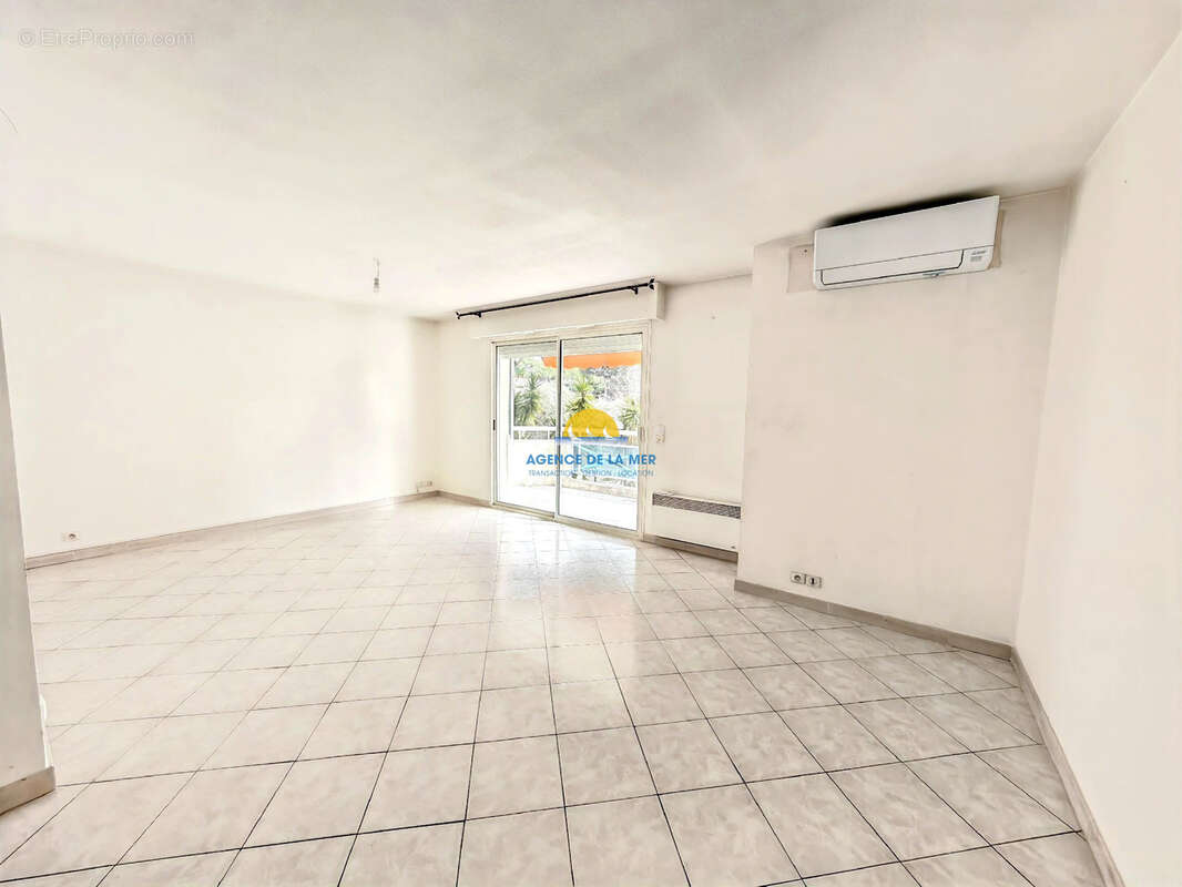 Appartement à FREJUS