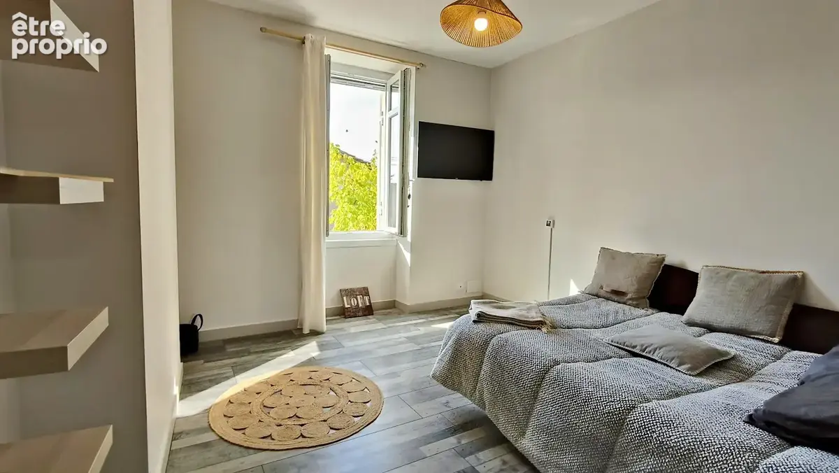 Saint-Giron-d'Aiguevive   Propriété en pierre 215 m2   5 chambres   Piscine   Maison louée - photo 15