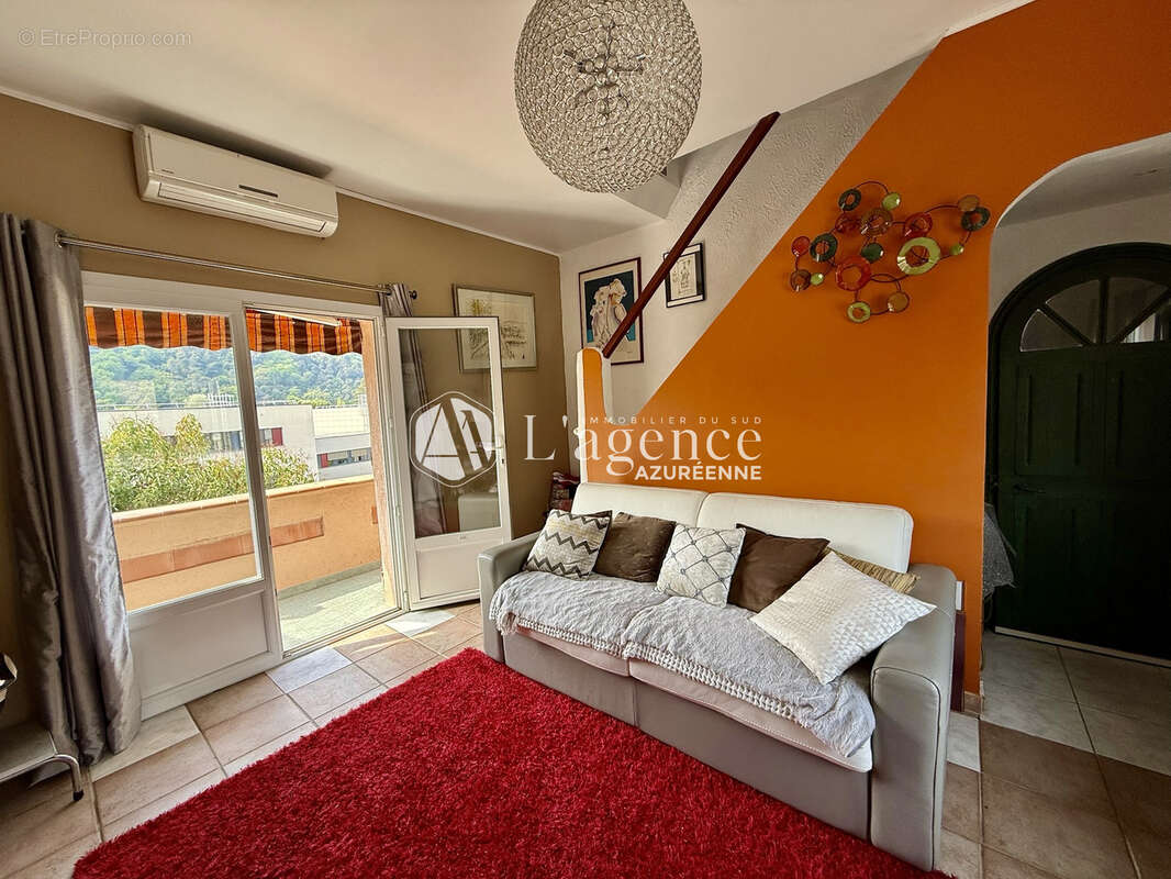 Appartement à CAGNES-SUR-MER