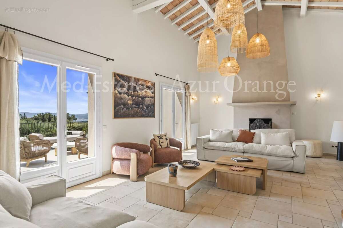 Élégante villa provençale rénovée avec vue mer – Domaine privé à Grimaud - photo 7