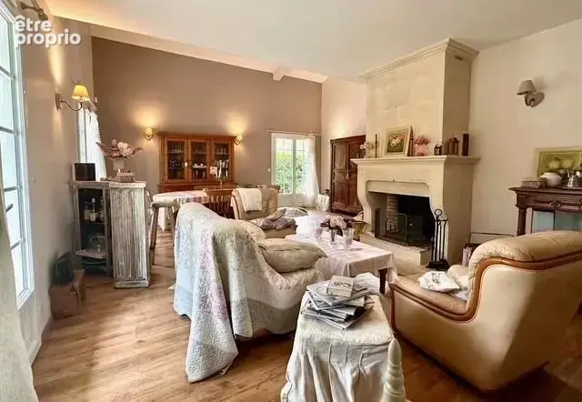 Maison 220 m² à Martignas-Sur-Jalle  - photo 5