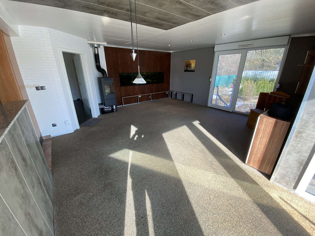 Maison 5 pièces de 130 m2 avec piscine et sous-sol - photo 8