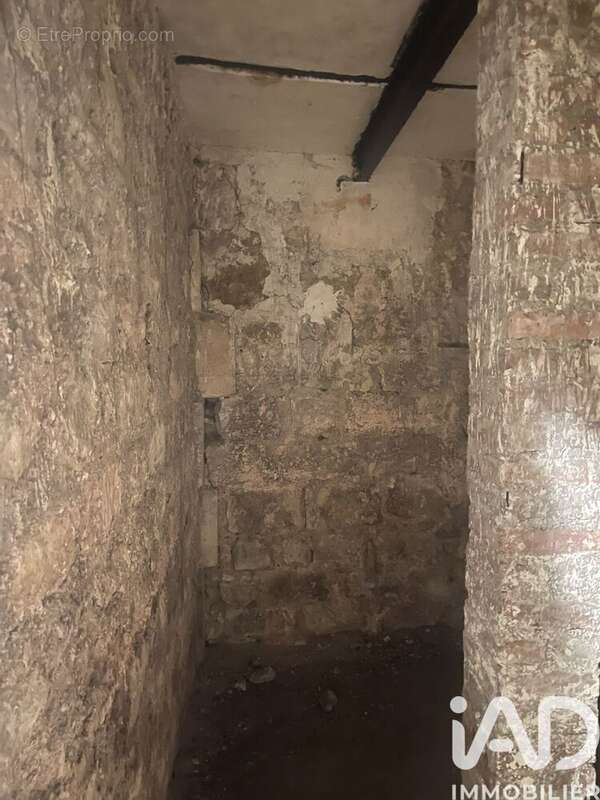 Photo 3 - Parking à PARIS-18E