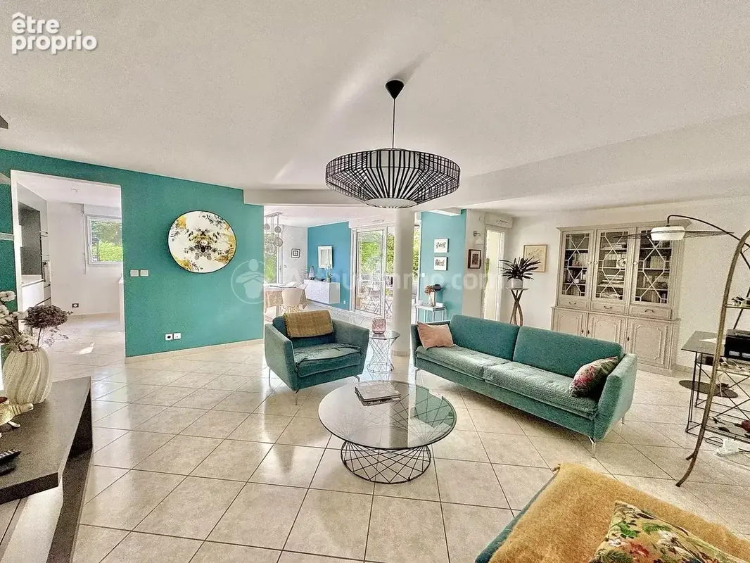 Photo Appartement à Royat au prix de 336 000€