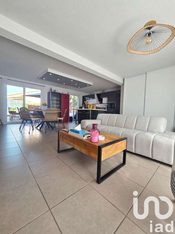 Photo 6 - Maison à PIA