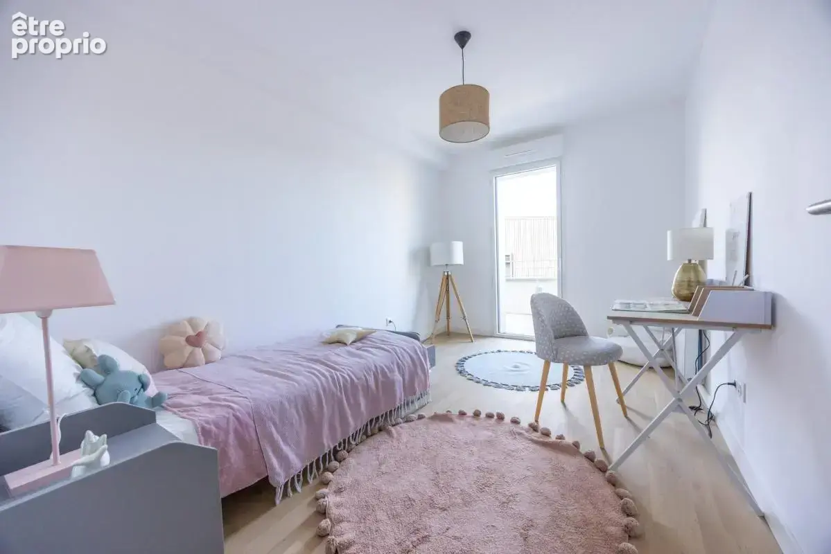 Appartement T4 avec terrasse - photo 11