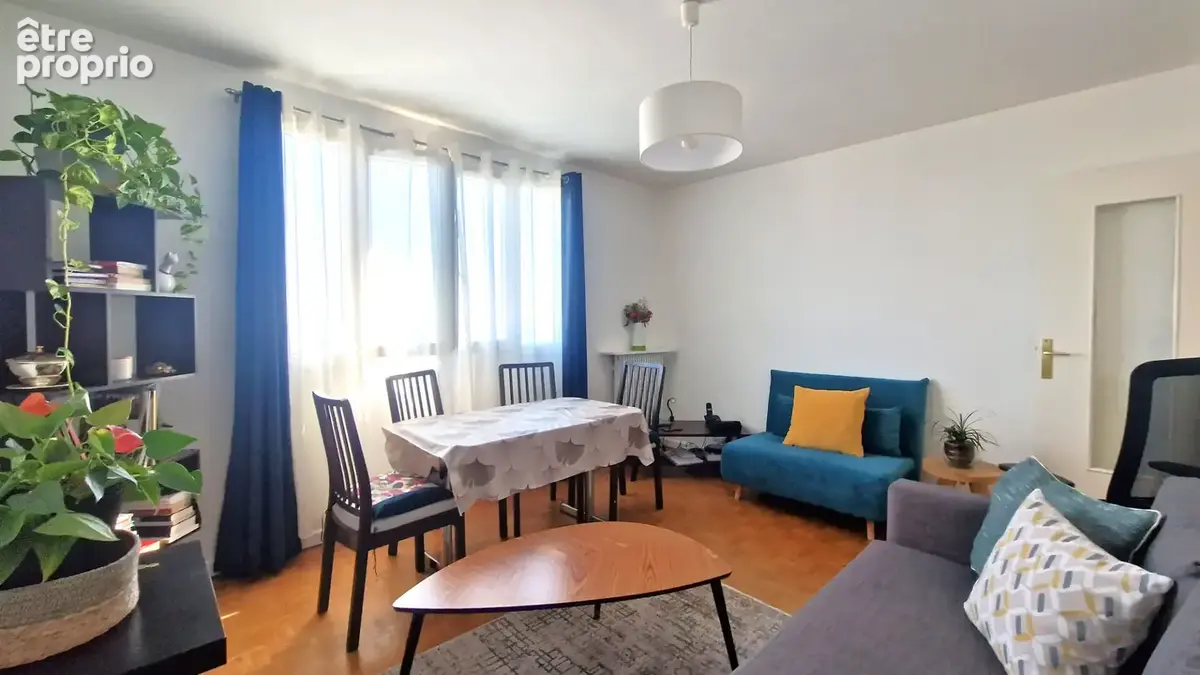 Appartement à CHOISY-LE-ROI