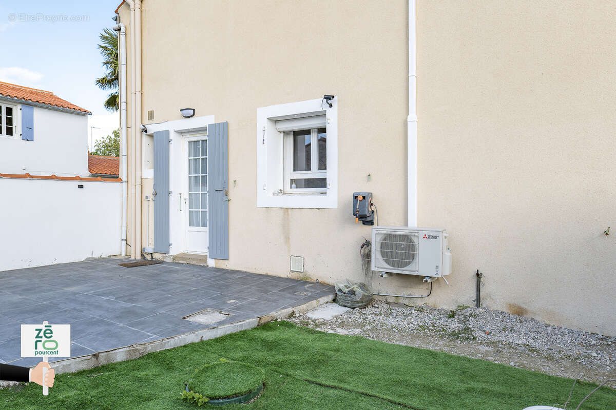 Maison à SAINT-CYR-EN-TALMONDAIS