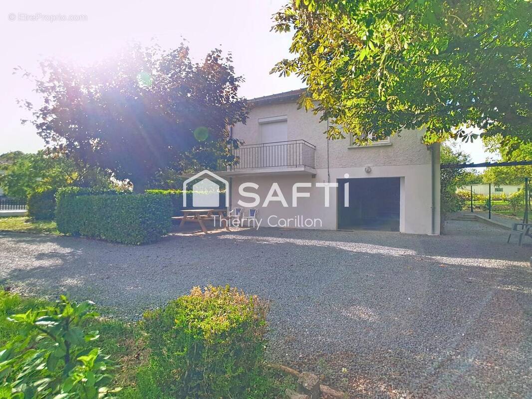 Photo 1 - Maison à EXIREUIL