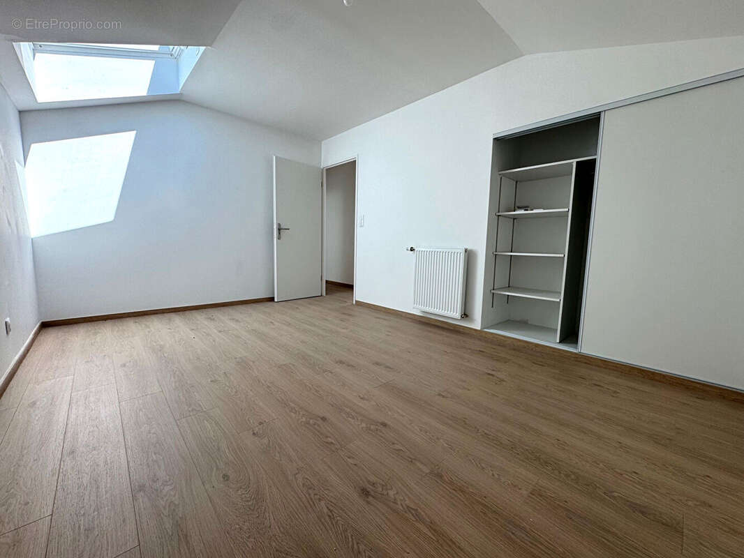 Appartement Toulouse 4 pièces 94m² + Balcon + 2 Parking sous-sol ! - photo 5