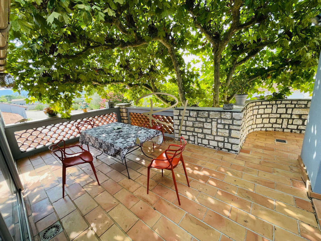 Maison à VALLON-PONT-D&#039;ARC