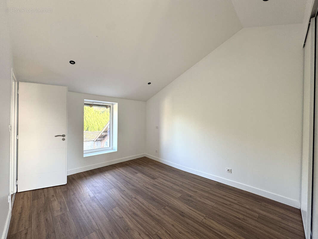 Appartement à LIMONEST