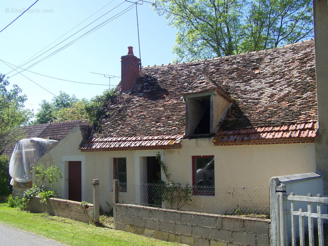 Maison à EPINEUIL-LE-FLEURIEL