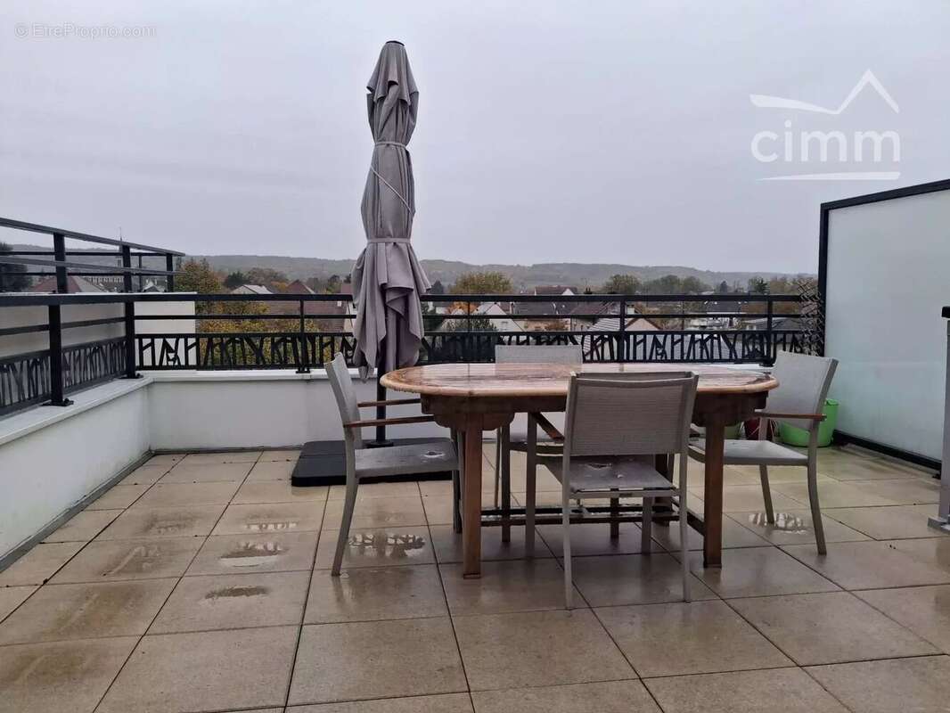 Appartement à ROSNY-SUR-SEINE