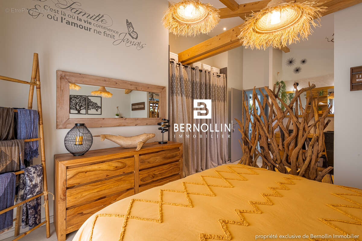 Villa hyper récente, 2 chambres sur terrain de 930 m2 - ST TRIVIER DE COURTES - photo 6