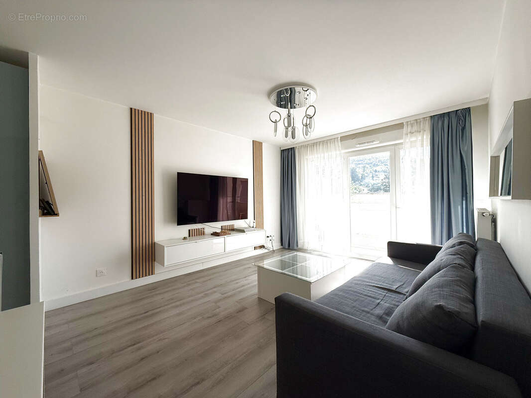 Appartement à GIVORS