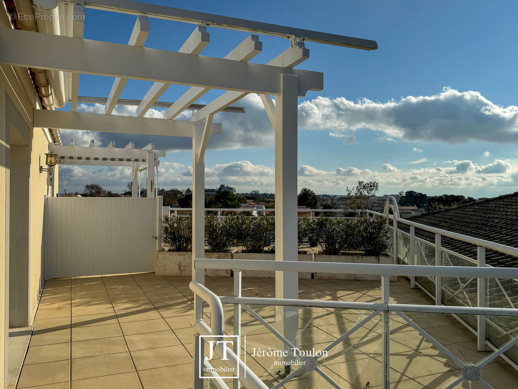 Appartement à VAUX-SUR-MER