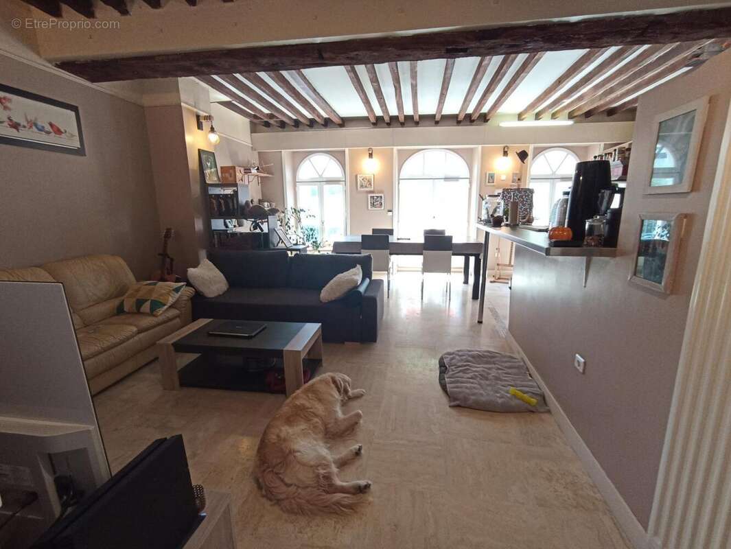 Photo 2 - Appartement à BOISSY-L'AILLERIE