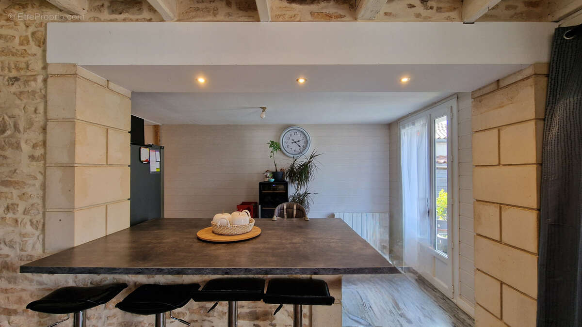 Maison à ROUILLE