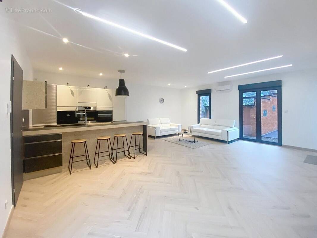 Photo 1 - Maison à MARLY