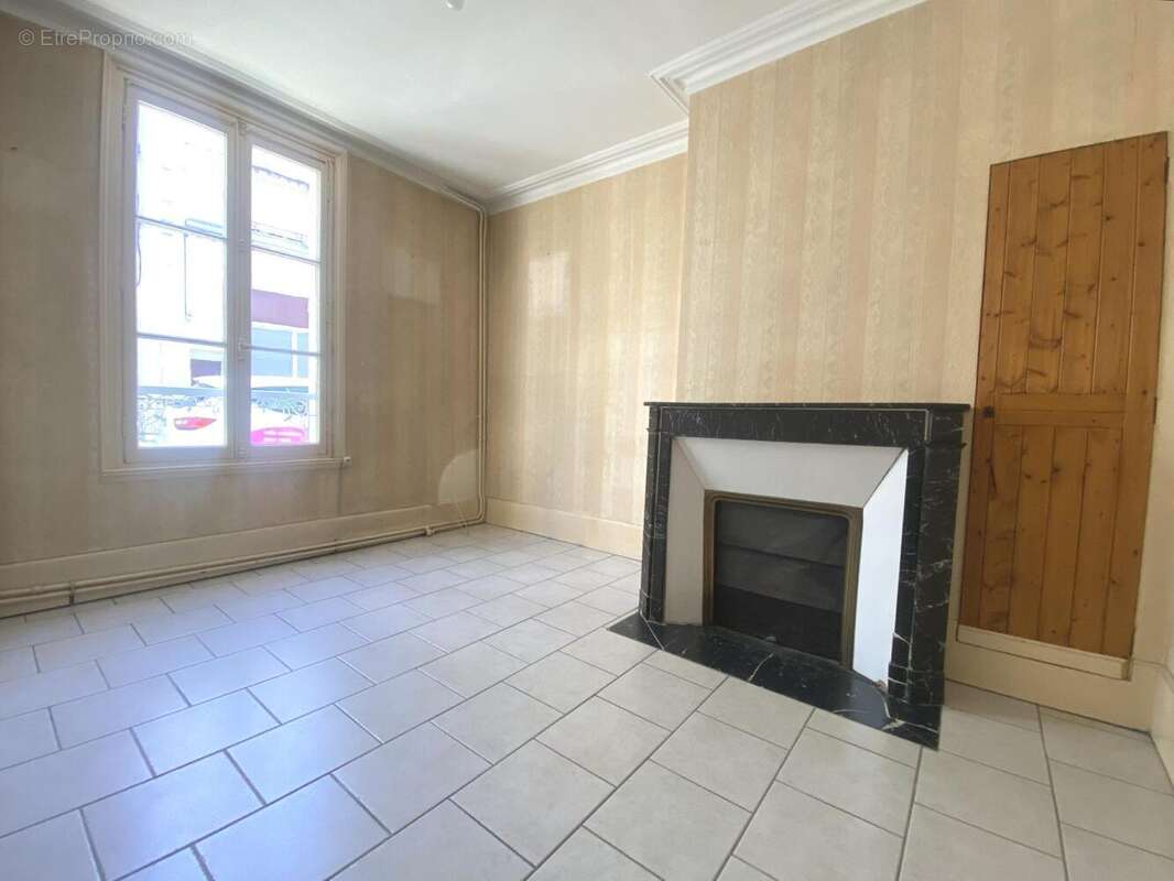 Maison 93 m² à Bourges  - photo 4