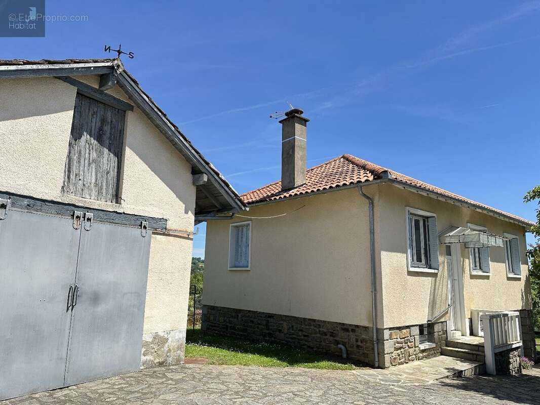 Maison à MAURS
