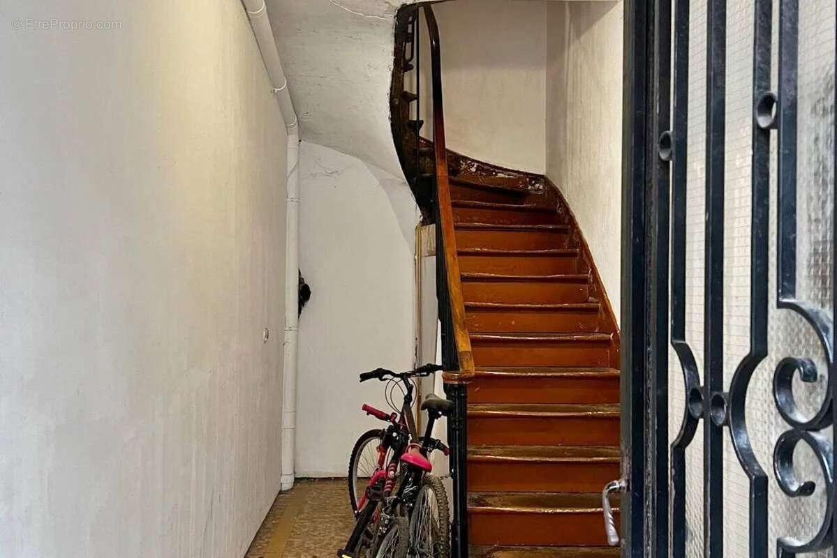 Appartement à SAINT-MAUR-DES-FOSSES