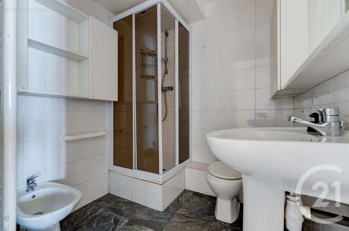Appartement 86 m² à Nice  - photo 11