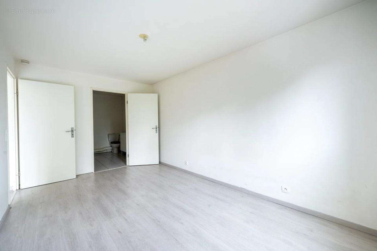 Appartement à SAINT-OUEN-L'AUMONE