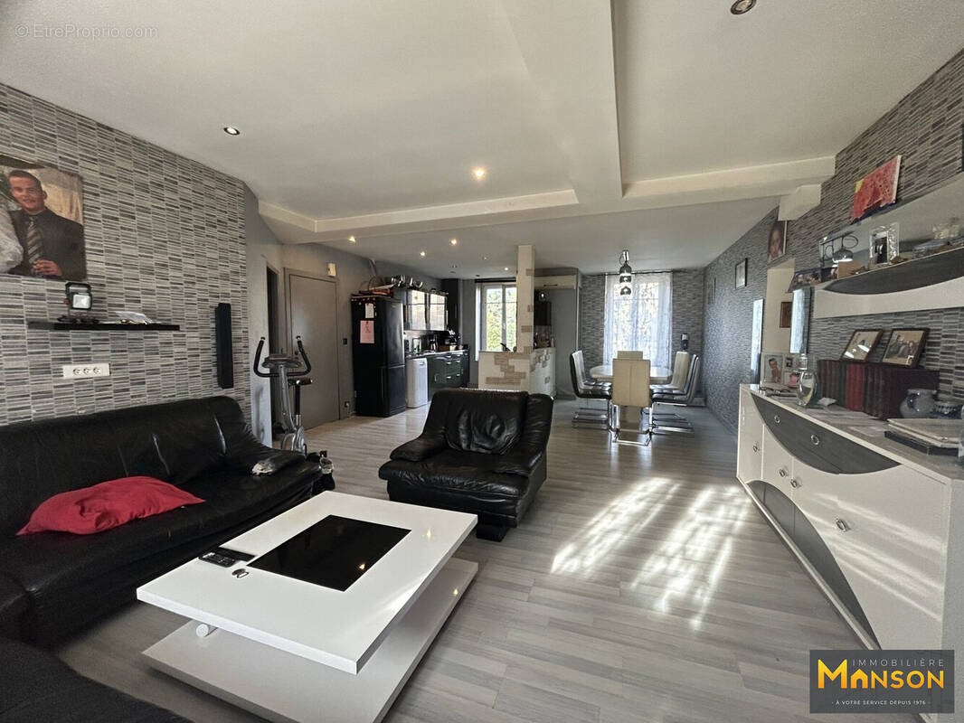 Appartement à NEUVES-MAISONS