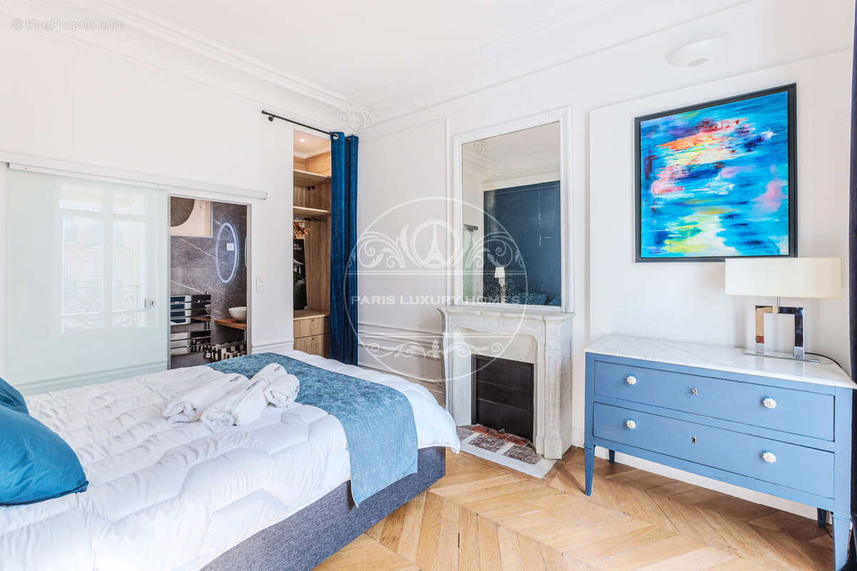 Appartement à PARIS-6E