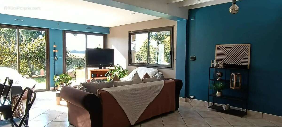 Maison à SAINT-THURIAU