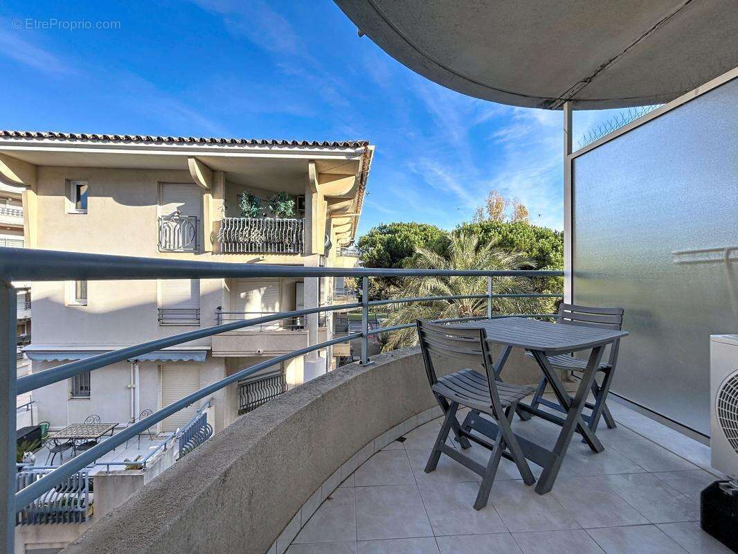 Appartement à FREJUS