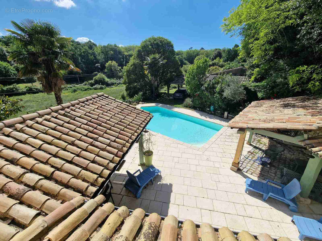 Maison à SAMONAC