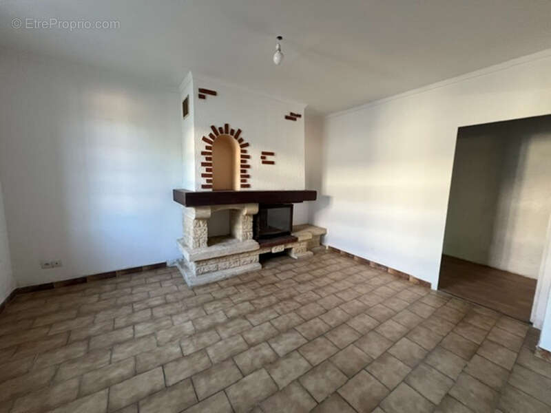 Maison à AIGUILLON