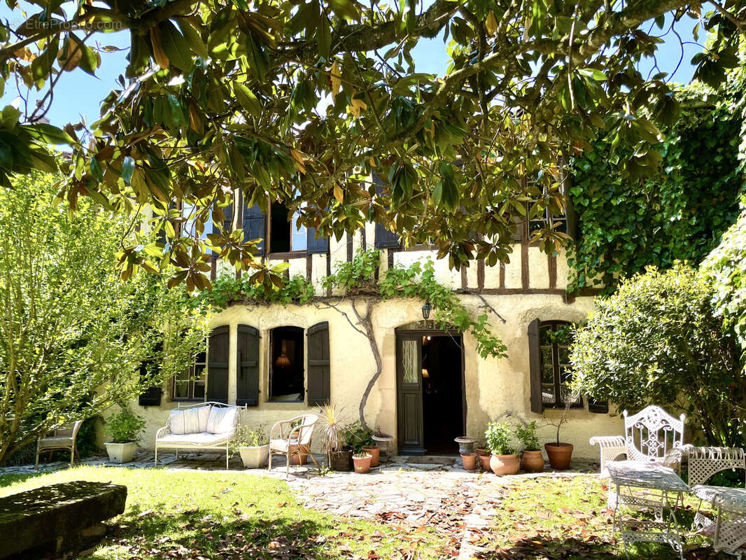 Maison à MIELAN