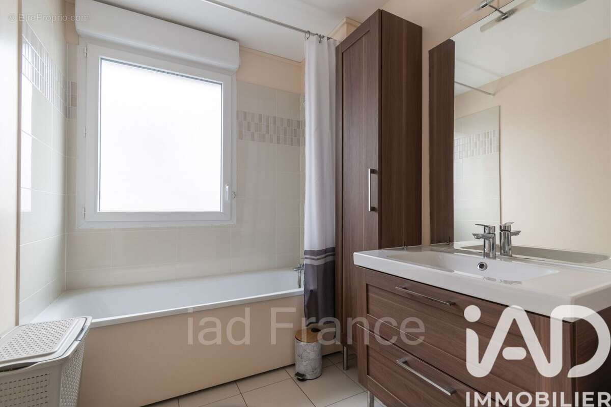 Photo 9 - Appartement à BONNIERES-SUR-SEINE