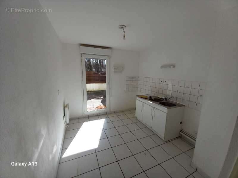 Appartement 78 m² à Montbeliard  - photo 2